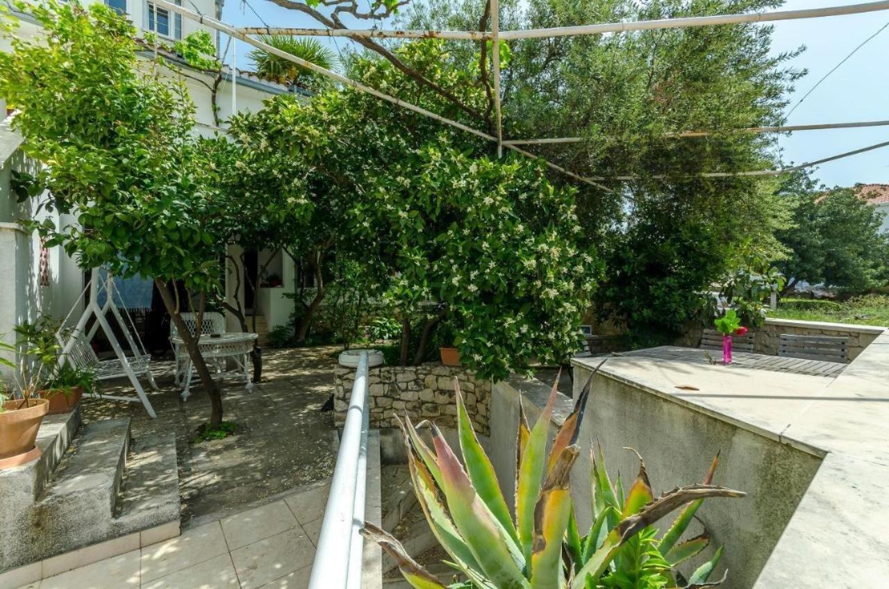 Apartments Doria - 20M From Beach Τρογκίρ Εξωτερικό φωτογραφία