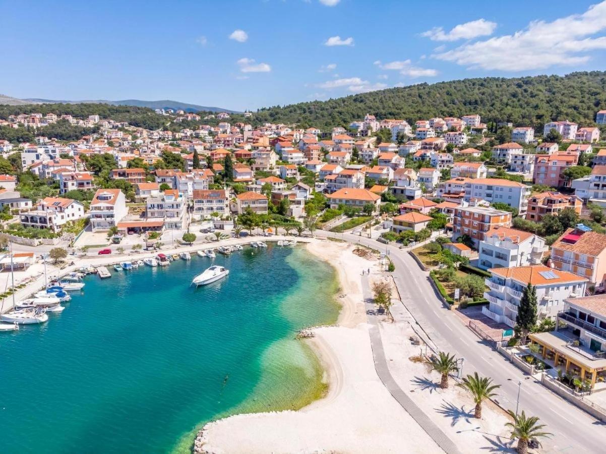 Apartments Doria - 20M From Beach Τρογκίρ Εξωτερικό φωτογραφία