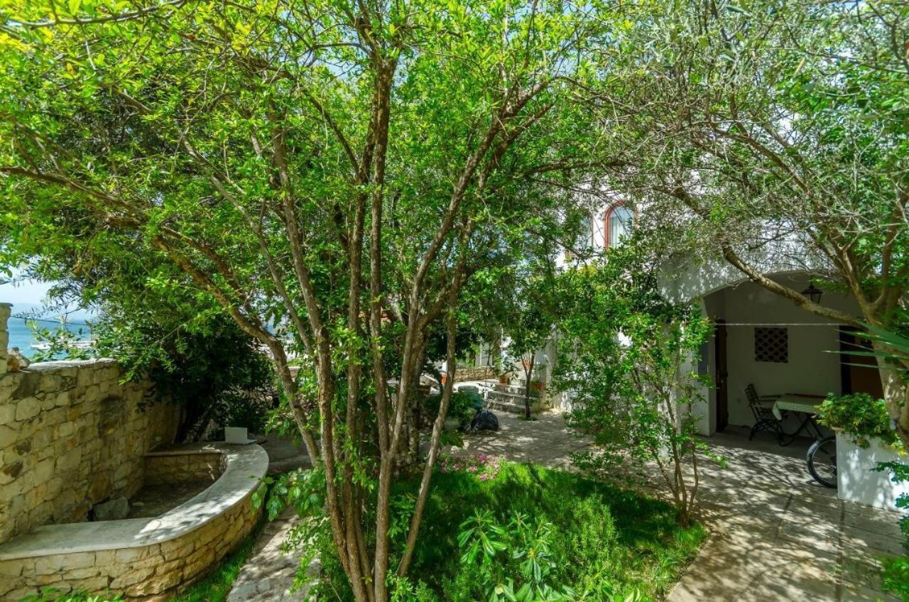 Apartments Doria - 20M From Beach Τρογκίρ Εξωτερικό φωτογραφία